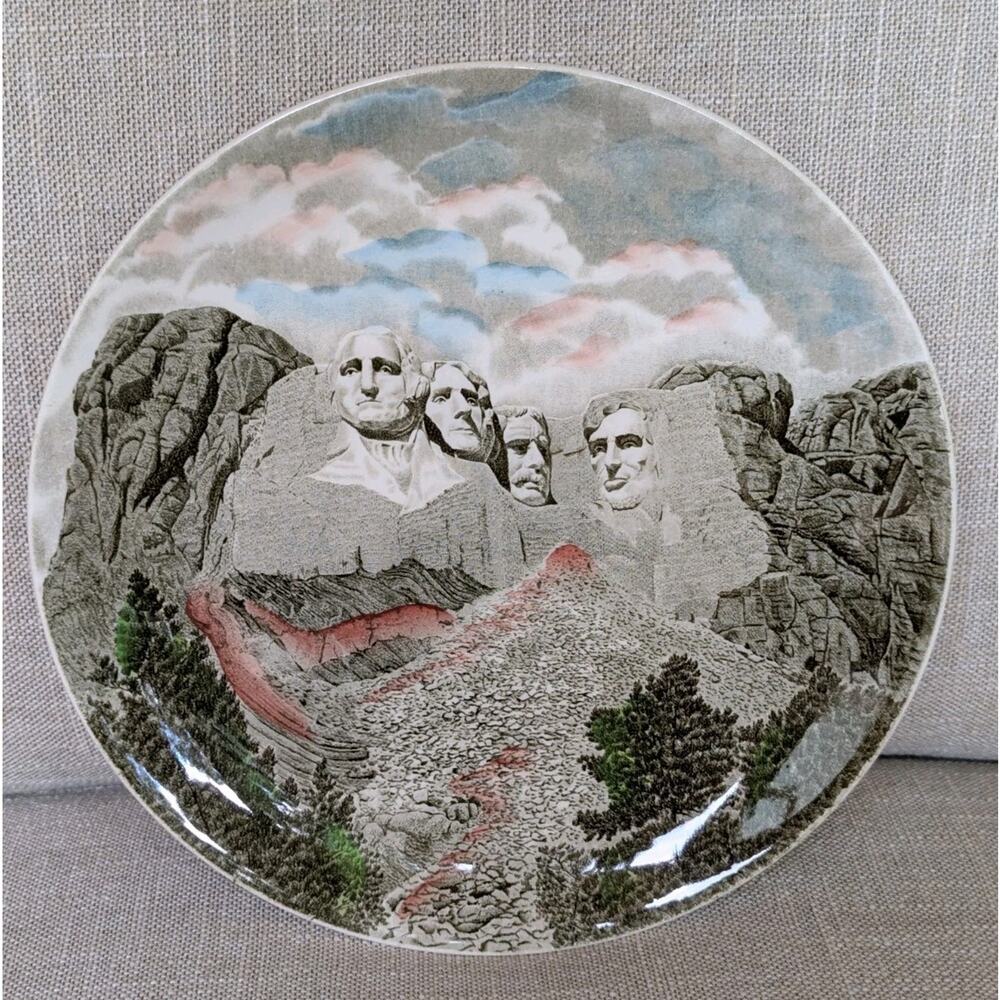 Johnson Bros England Mt. Rushmore National Memorial Plate 10 3/4" Sunset Supply